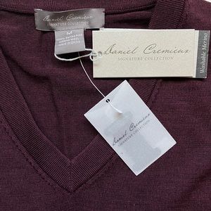 Daniel Cremieux Signature Collection; Size: Medium